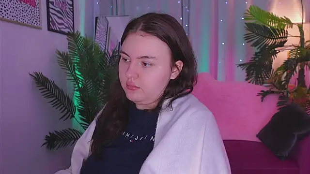 Mia  Peach online show from March 2025 04:49:02 AM