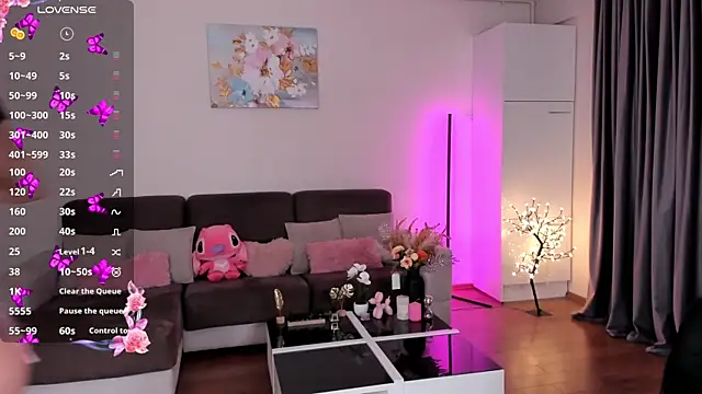 SweetAmeliaaa online show from July 2026 07:20:02 PM