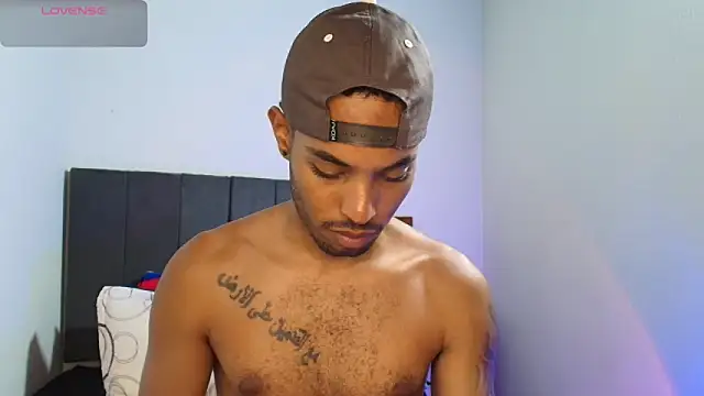 Snapshot of colinbrown chatting on November 2025 04:18:02 PM colinbrown online show from November 2025 04:18:02 PM