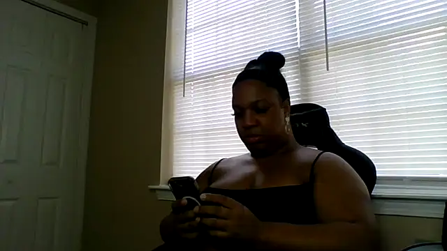 Badgirlbrittt online show from September 2025 03:05:01 PM