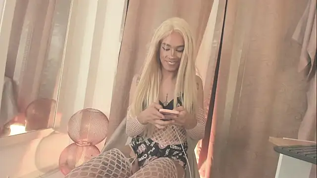 Snapshot of BarbieVenus chatting on August 2026 09:19:02 AM BarbieVenus online show from August 2026 09:19:02 AM