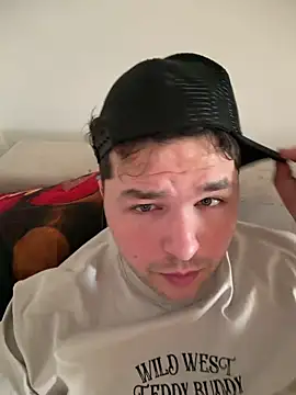 Alexandru12345s online show from April 2026 02:09:01 PM