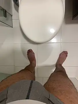 Juanes432 online show from February 2026 04:41:01 AM