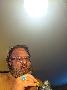 Snapshot of kikdrummer chatting on May 2026 06:24:01 PM kikdrummer online show from May 2026 06:24:01 PM