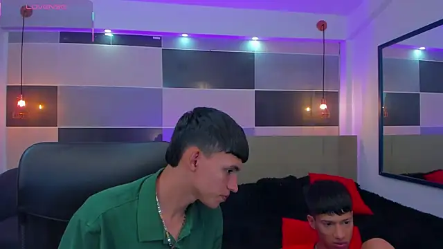 Juan Nd Steven online show from March 2025 04:35:01 AM