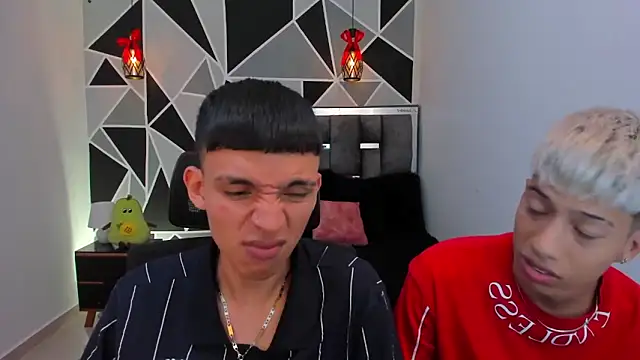Snapshot of Juan_Nd_Steven chatting on April 2026 09:41:02 PM Juan Nd Steven online show from April 2026 09:41:02 PM