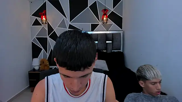 Snapshot of Juan_Nd_Steven chatting on May 2026 11:32:02 PM Juan Nd Steven online show from May 2026 11:32:02 PM