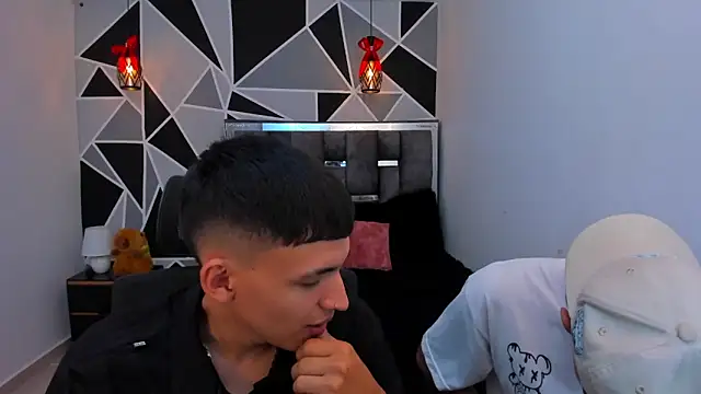 Snapshot of Juan_Nd_Steven chatting on May 2026 11:21:01 PM Juan Nd Steven online show from May 2026 11:21:01 PM