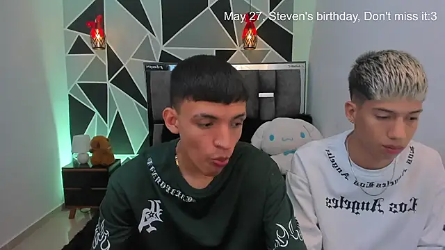 Snapshot of Juan_Nd_Steven chatting on May 2026 02:52:02 AM Juan Nd Steven online show from May 2026 02:52:02 AM