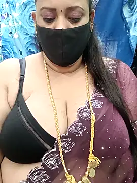 ashikaa r online show from October 2025 03:38:01 AM