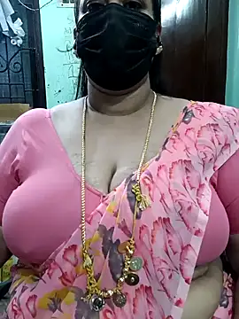 Snapshot of ashikaa_r chatting on April 2026 06:01:02 PM ashikaa r online show from April 2026 06:01:02 PM