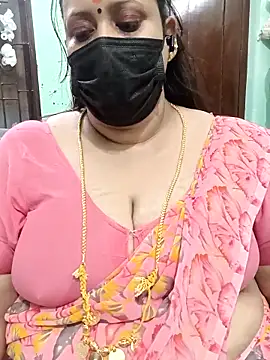 Snapshot of ashikaa_r chatting on April 2026 07:15:01 PM ashikaa r online show from April 2026 07:15:01 PM
