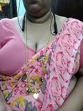 Snapshot of ashikaa_r chatting on May 2026 09:32:02 PM ashikaa r online show from May 2026 09:32:02 PM