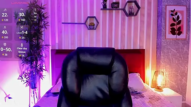 miah connor online show from November 2025 07:43:01 PM