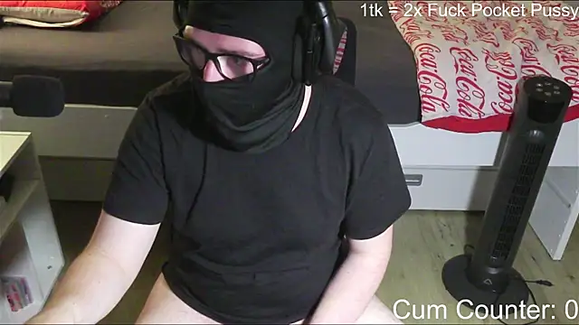 HornyTeenBoy64 online show from June 2026 03:58:01 PM