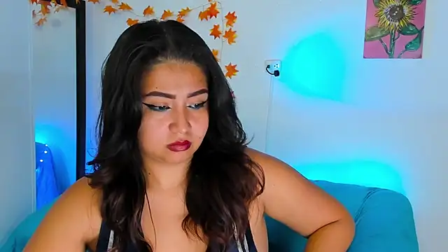 Snapshot of LiahDiaz chatting on December 2024 07:21:01 PM LiahDiaz online show from December 2024 07:21:01 PM