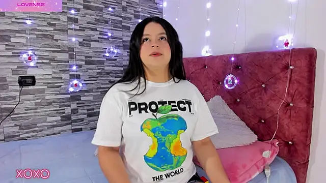 skyhotgirll online show from December 2024 07:04:02 PM