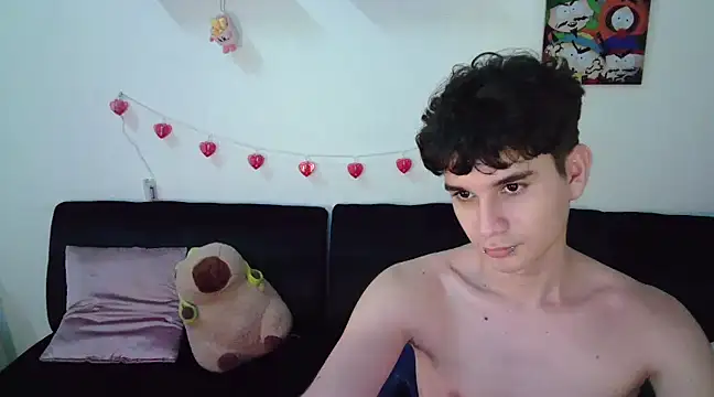 Snapshot of AndrewAnndCherry chatting on February 2025 02:50:01 AM AndrewAnndCherry online show from February 2025 02:50:01 AM