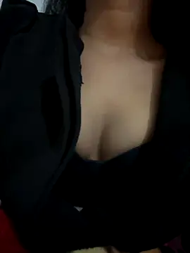 Hot Goldengirl online show from November 2025 05:48:01 PM