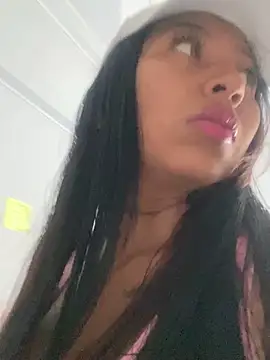 luisa16xxx online show from February 2025 09:05:02 PM