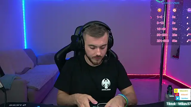 Mikev online show from March 2025 10:15:02 PM