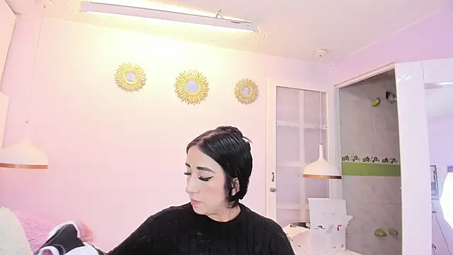 kaory azumi online show from October 2025 06:43:01 PM