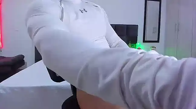 Alexander Martines online show from December 2024 02:22:02 AM