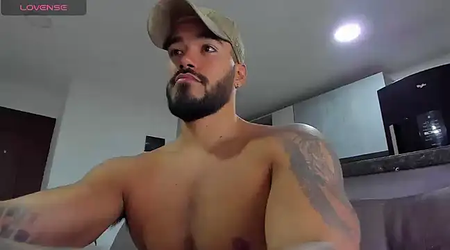 Alexander Martines online show from February 2025 10:54:01 PM