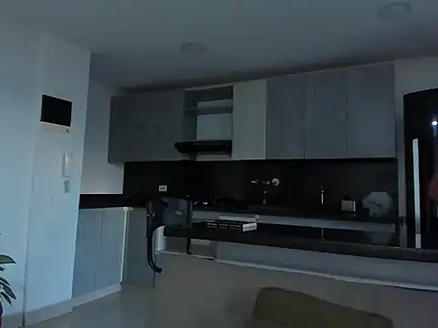 Alexander Martines online show from November 2025 09:46:02 PM