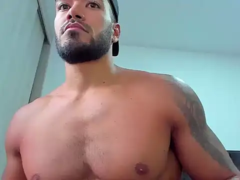 Alexander Martines online show from May 2026 10:38:01 PM