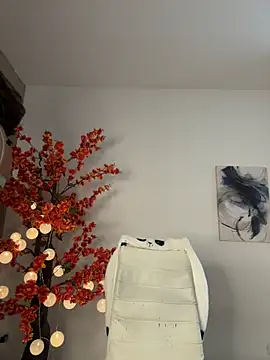 VictoriaHiill online show from May 2026 06:14:02 PM