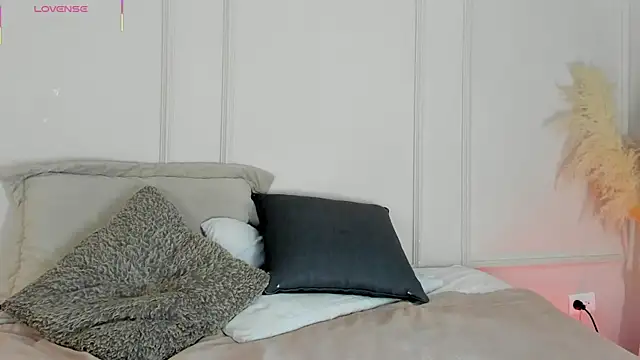 Mariapettit online show from May 2026 05:16:02 AM