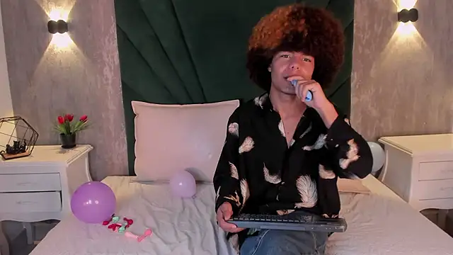 Snapshot of Alexiis_Etereo chatting on January 2026 07:11:01 PM Alexiis Etereo online show from January 2026 07:11:01 PM