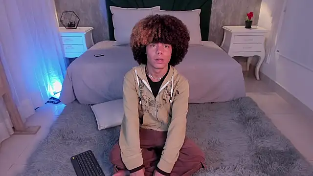 Snapshot of Alexiis_Etereo chatting on April 2026 07:30:01 PM Alexiis Etereo online show from April 2026 07:30:01 PM