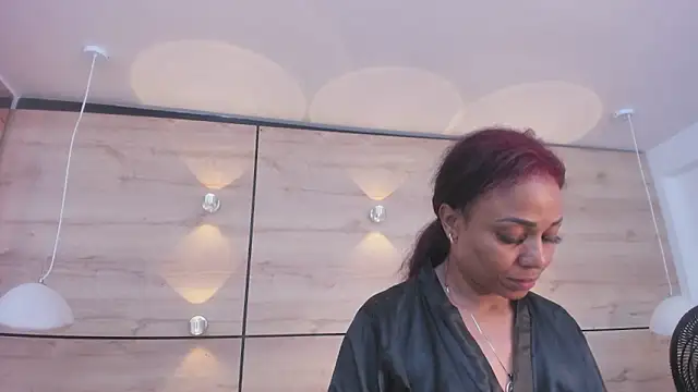 martina touss online show from December 2025 12:52:02 AM