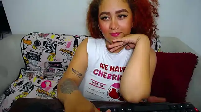 loly bigbooty4u online show from January 2025 04:20:01 AM