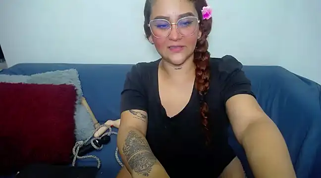 loly bigbooty4u online show from February 2025 05:19:02 AM