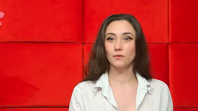 Snapshot of AliceMunro chatting on January 2025 03:54:02 PM AliceMunro online show from January 2025 03:54:02 PM