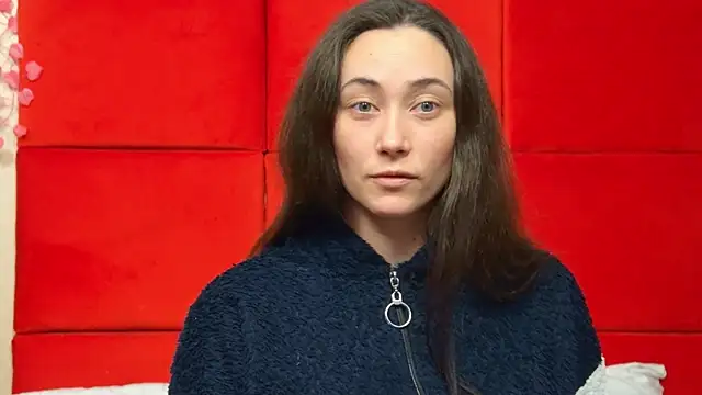 Snapshot of AliceMunro chatting on February 2025 07:19:02 PM AliceMunro online show from February 2025 07:19:02 PM