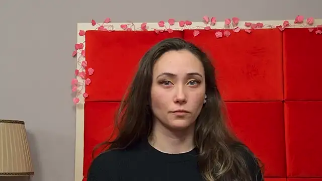 Snapshot of AliceMunro chatting on March 2025 09:26:02 PM AliceMunro online show from March 2025 09:26:02 PM