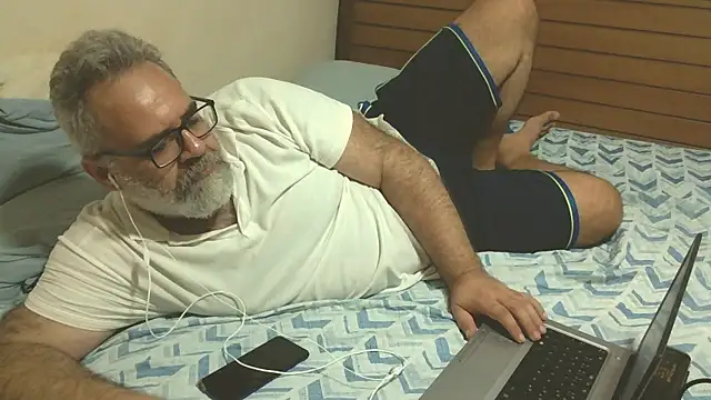 Snapshot of DockTVXXX chatting on October 2025 10:26:01 AM DockTVXXX online show from October 2025 10:26:01 AM