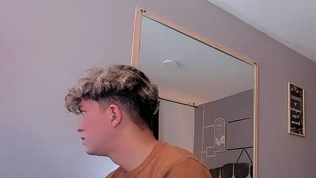 Snapshot of ANDRIUS_24 chatting on January 2025 01:10:01 PM ANDRIUS 24 online show from January 2025 01:10:01 PM