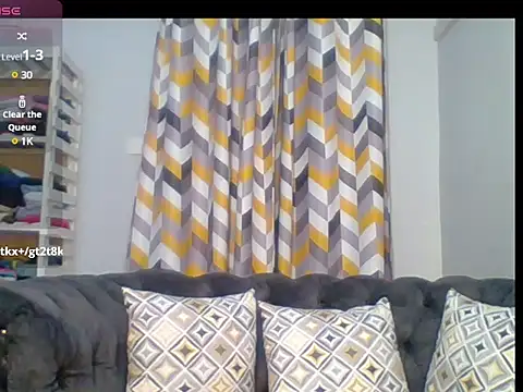 Petite 254 online show from February 2025 12:42:01 AM