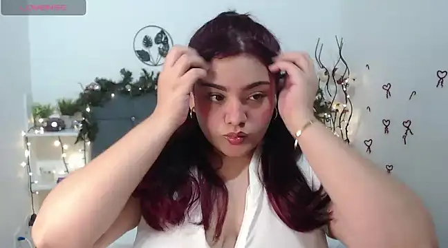 Snapshot of KathyGonzalez chatting on December 2024 08:30:02 AM KathyGonzalez online show from December 2024 08:30:02 AM