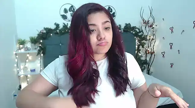 Snapshot of KathyGonzalez chatting on December 2024 03:33:02 PM KathyGonzalez online show from December 2024 03:33:02 PM