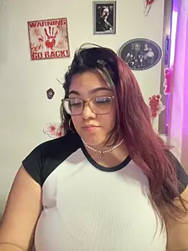 Snapshot of KathyGonzalez chatting on October 2025 07:33:02 PM KathyGonzalez online show from October 2025 07:33:02 PM