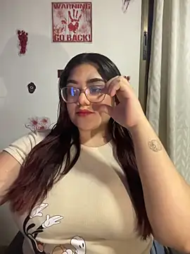 Snapshot of KathyGonzalez chatting on October 2025 11:03:02 PM KathyGonzalez online show from October 2025 11:03:02 PM