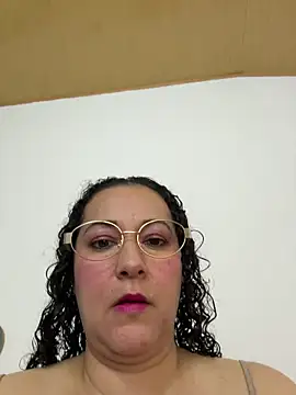 luisa curli online show from June 2026 06:56:02 AM