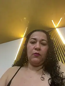 luisa curli online show from July 2026 09:07:02 PM
