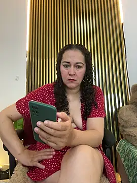 luisa curli online show from July 2026 03:26:01 AM